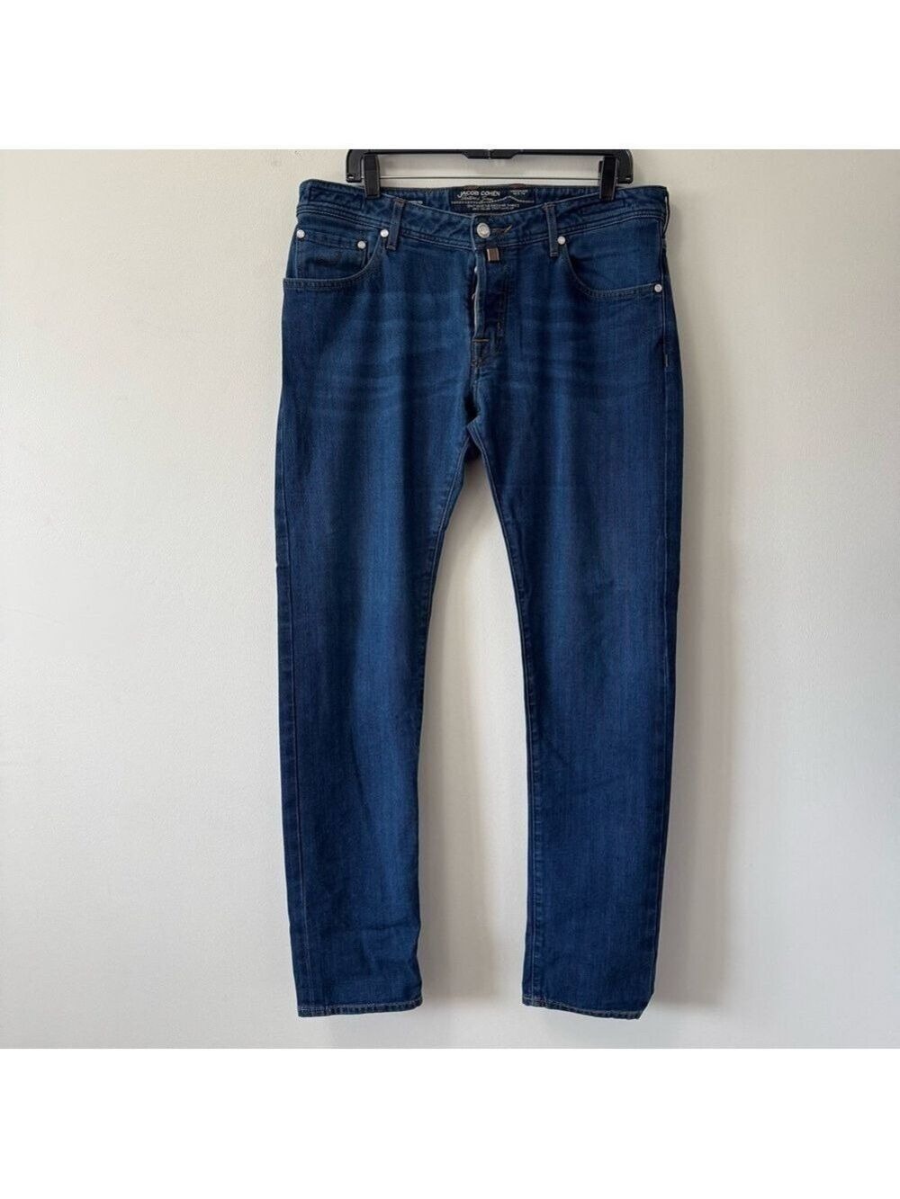 Jacob Cohen Limited Edition Style 622 size 35